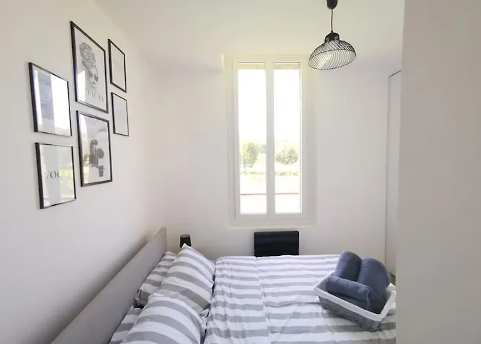 Le Mediterraneen *t2 Lägenhet *